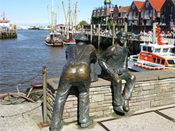 Kunst im Hafen Neuharlingersiel