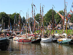 Traditionssegler im Hafen Carolinensiel